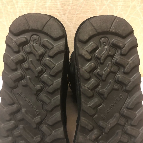 BearPaw Black Suede Winter Boots - Picture 10 of 11